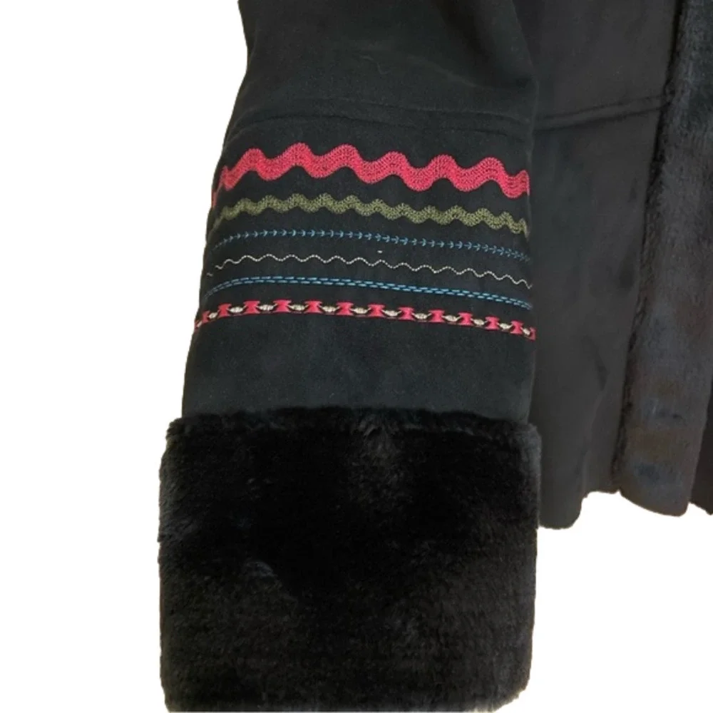𝅺🎀 UTEX Faux Suede & Faux Fur Embroidered Sleeves Fur Cuffs Hidden Button C… - Picture 5 of 11